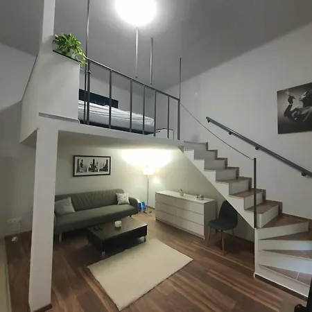 Cute Downtown Apartment Budapest